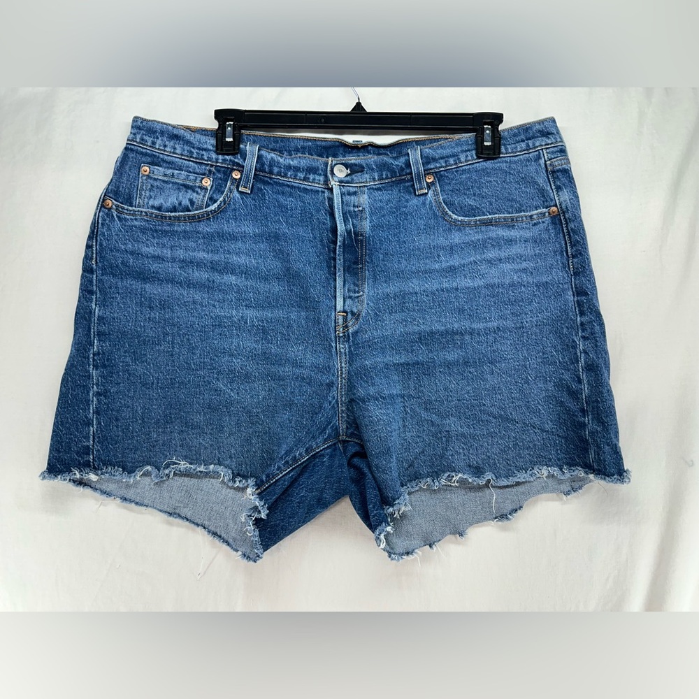 Levi's 501 Denim‎ Jean Shorts Button Fly Cut off Raw Hem 18W Women's Plus Size